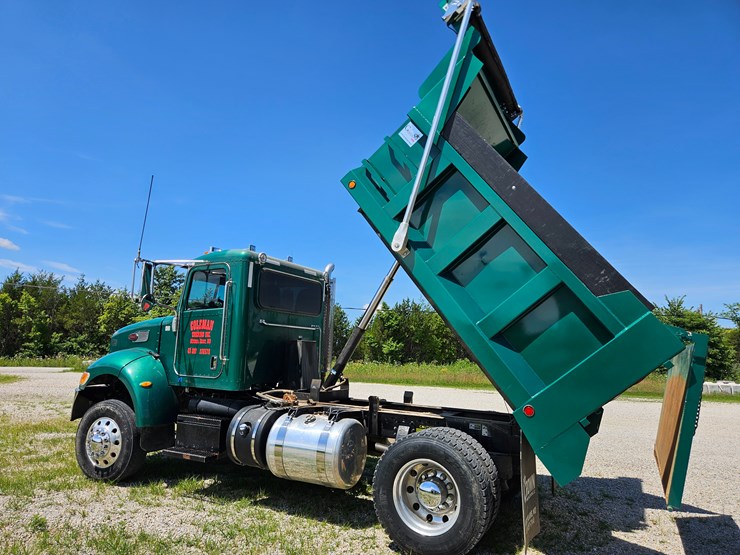 2012-peterbilt-382-image-55