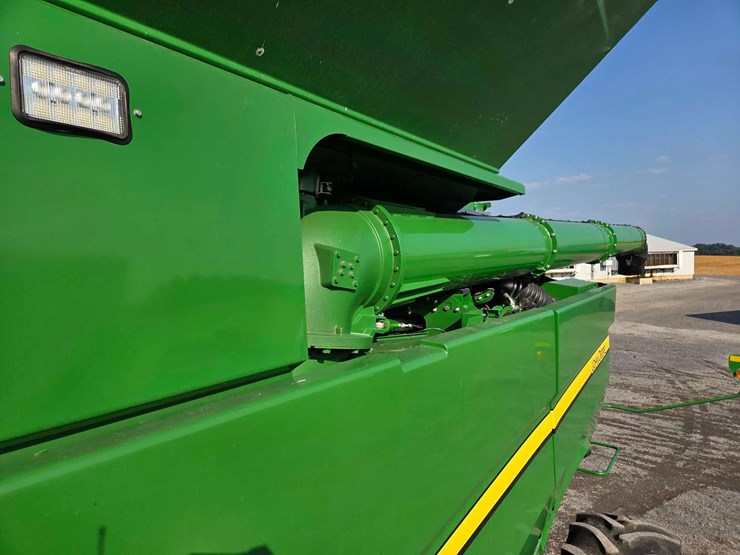 2015-john-deere-s680-image-59