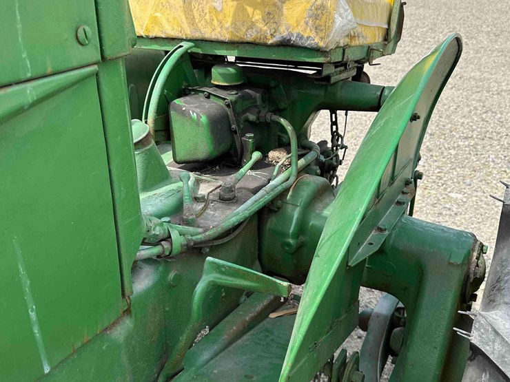 john-deere-m-image-7