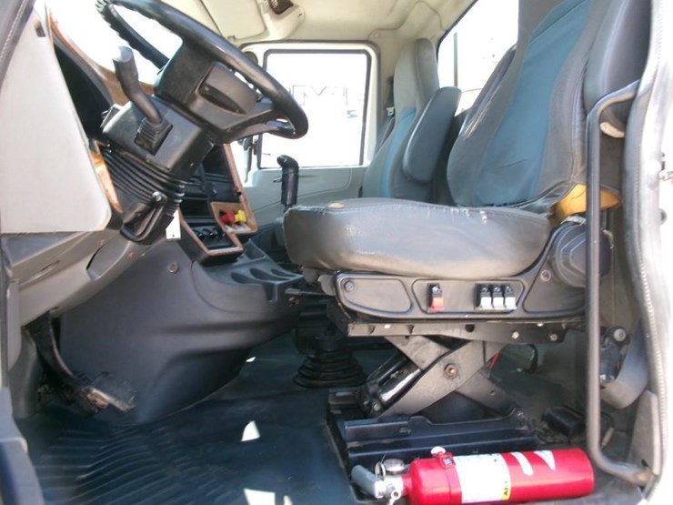 2009-international-prostar-image-12