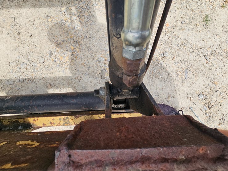 john-deere-2240-image-59