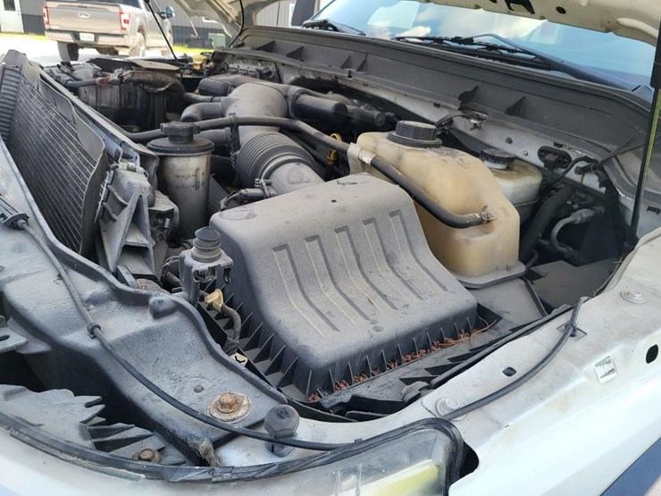 2012-ford-f550-xl-image-99
