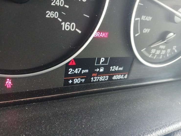 2014-bmw-3-series-runs/moves-320i-image-6