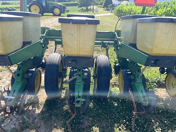 john-deere-7200-image-5