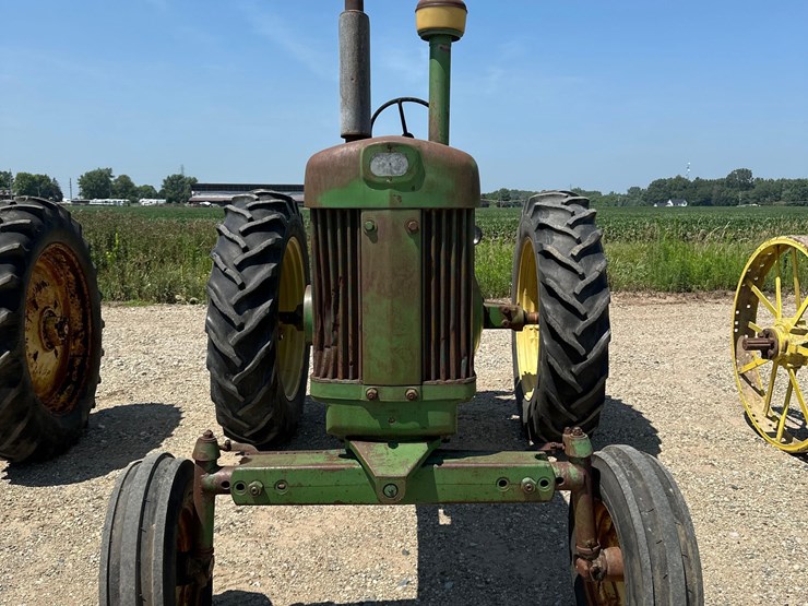 john-deere-630-image-2