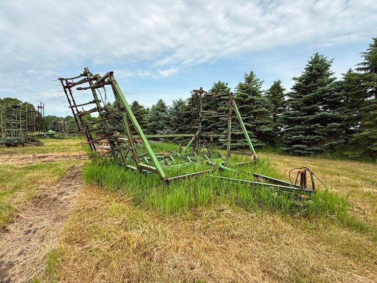john-deere-1600-image-1