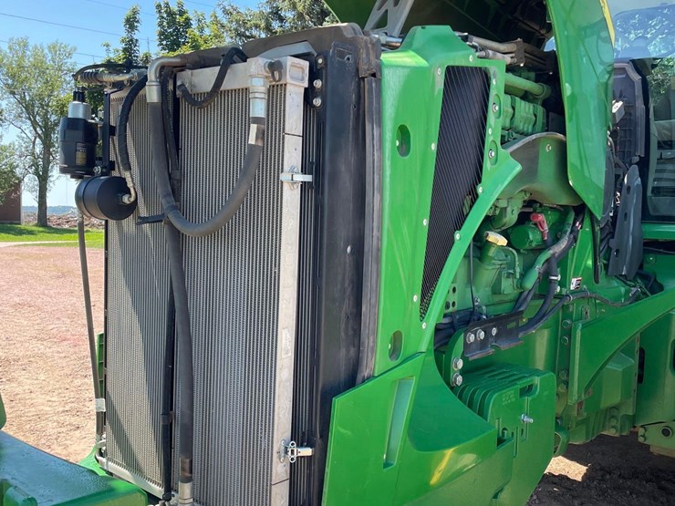 2013-john-deere-8360rt-image-39