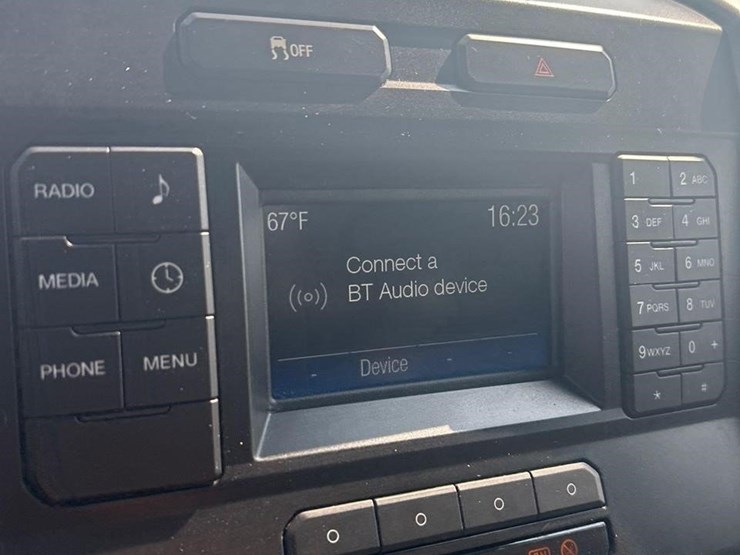 2020-ford-f350-xl-image-43