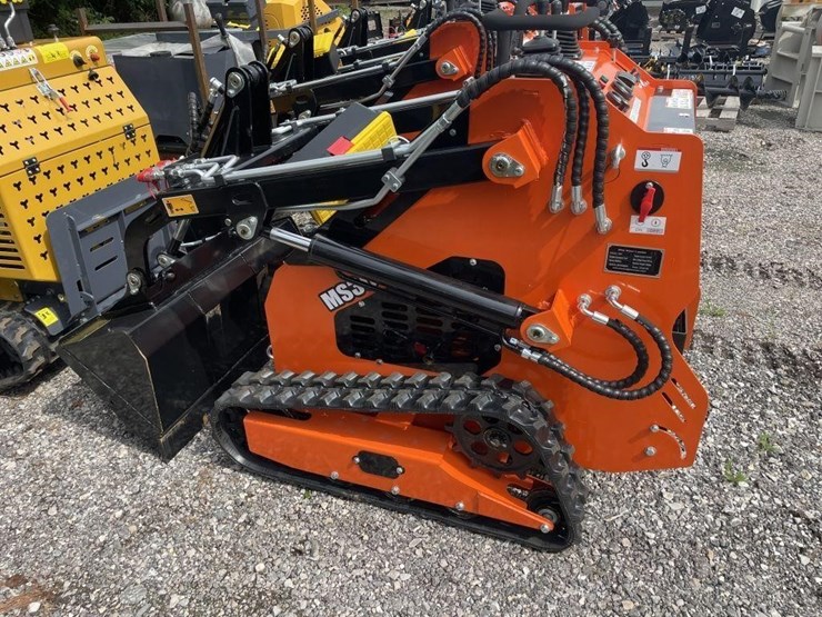 new-mms-skid-steer-loader-image-3