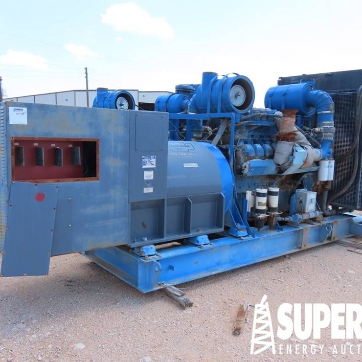 (R15-11) BAYLOR S4370UJ-597 1050KW AC Generator