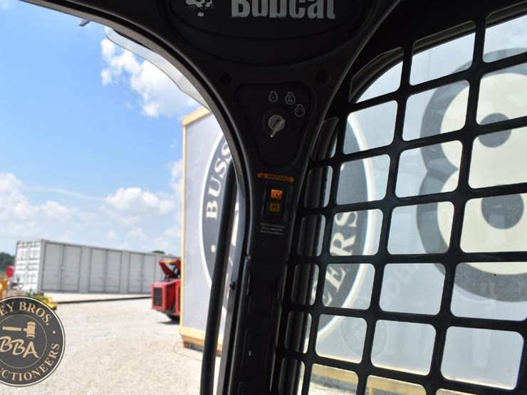 2018-bobcat-s570-image-43