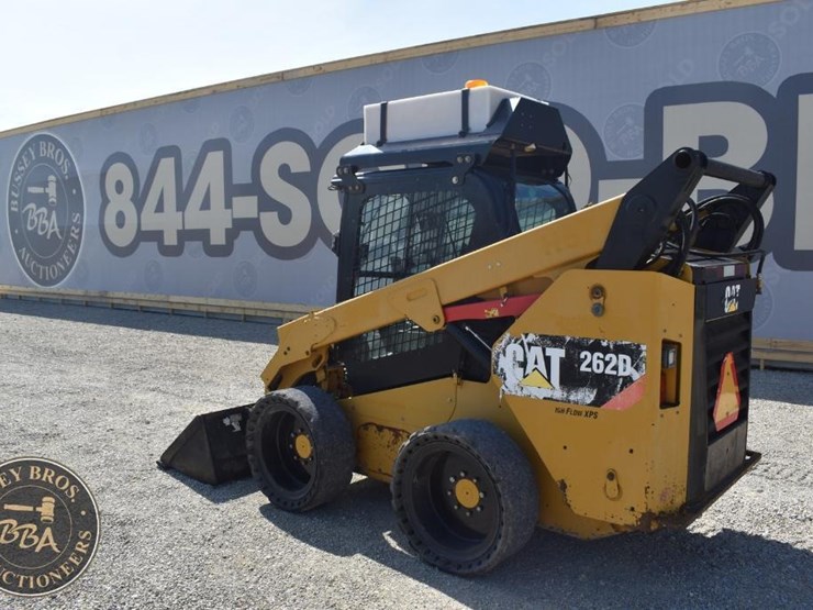 2018-caterpillar-262d-image-8