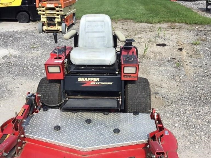 snapper-z-rider-mower-image-3