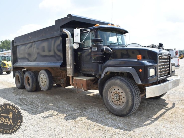 1996-mack-rd688s-image-25