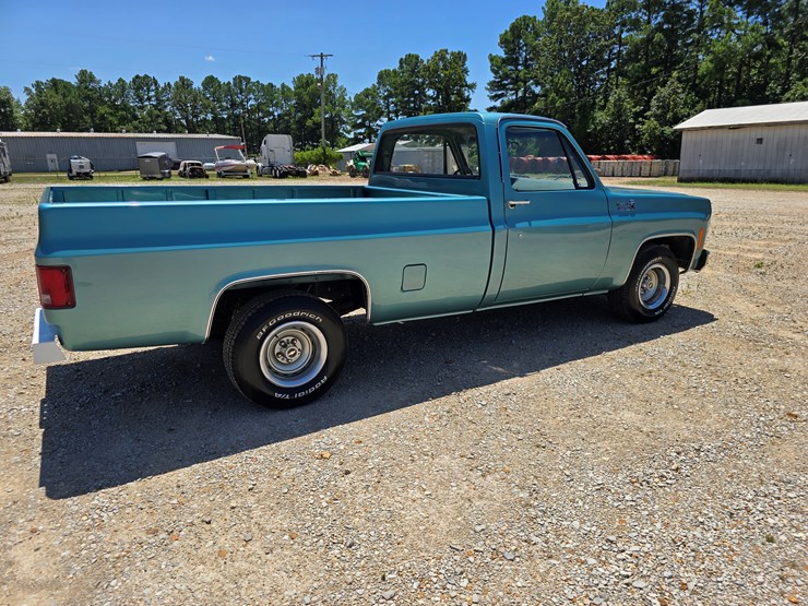 1977-chevrolet-custom-deluxe-image-27