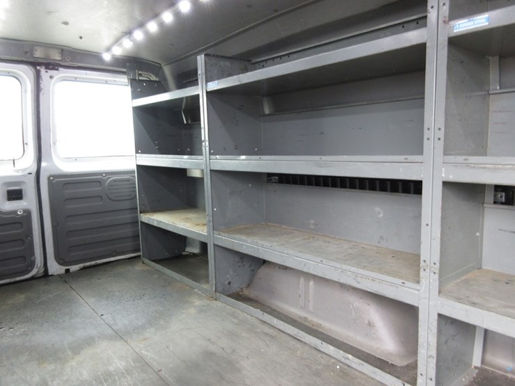 2011-utility-van-image-10