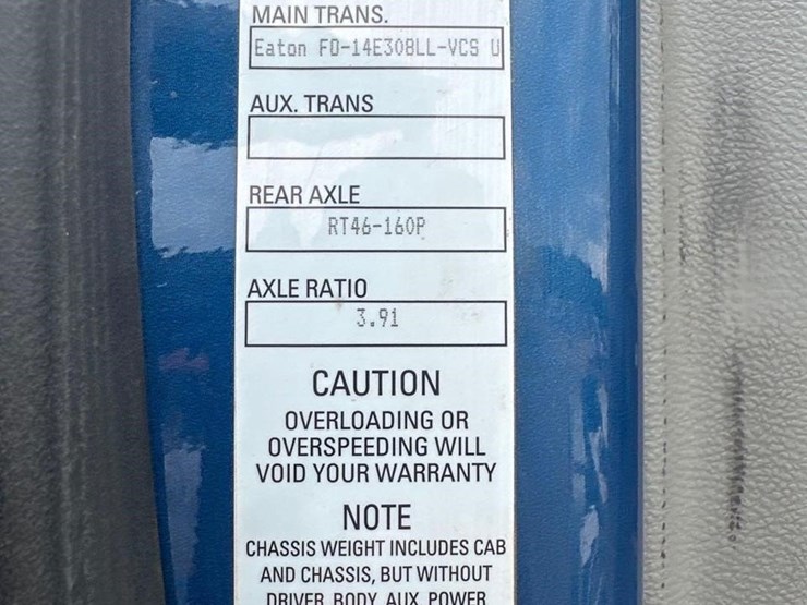 2015-kenworth-t880-image-21