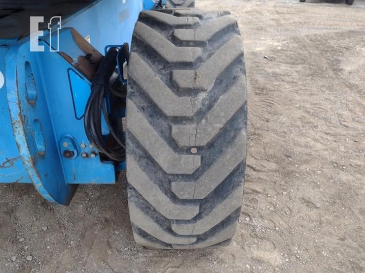 2012-genie-s125-image-15