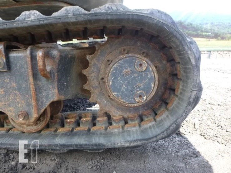 2016-kubota-u17-image-32