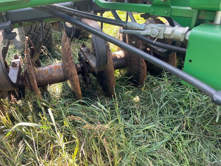 john-deere-637-image-11
