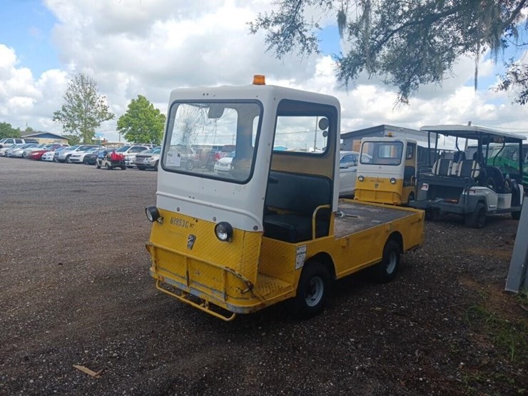 taylor-dunn-cart-image-3