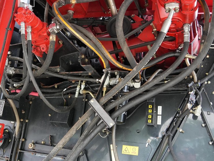 2012-case-ih-5088-image-30