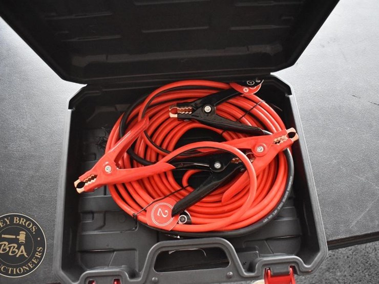 future-heavy-duty-jumper-cables-36506-image-1