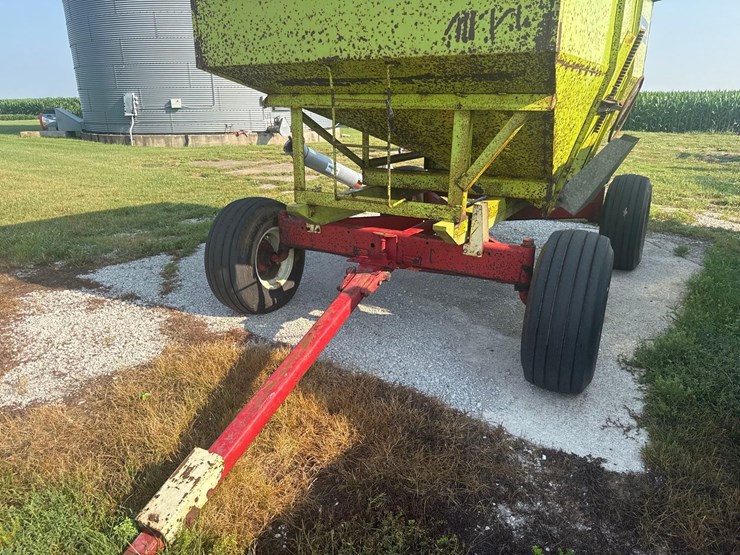 parker-gravity-wagon,-ih-140-gear-image-2