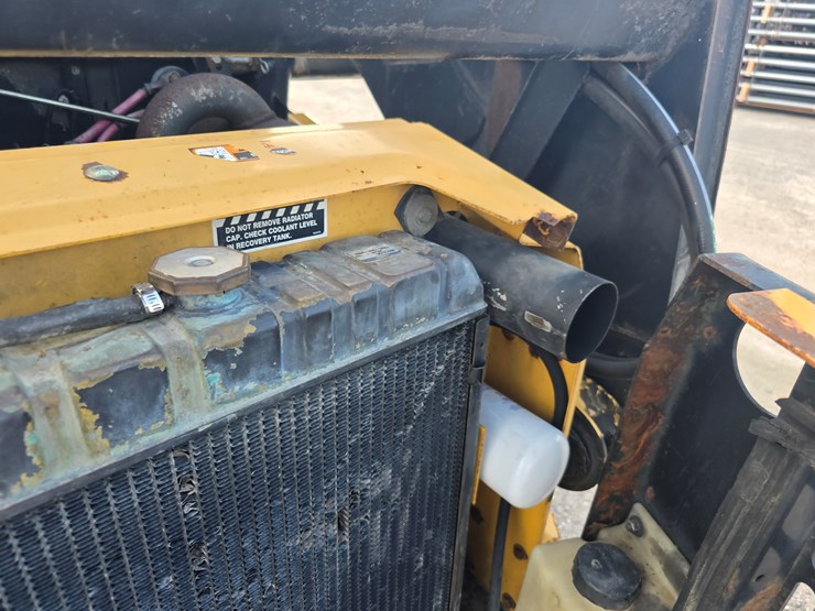 new-holland-lx665-turbo-image-54