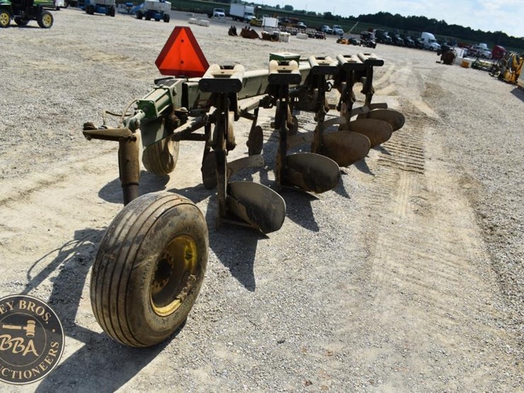 john-deere-2700-image-13