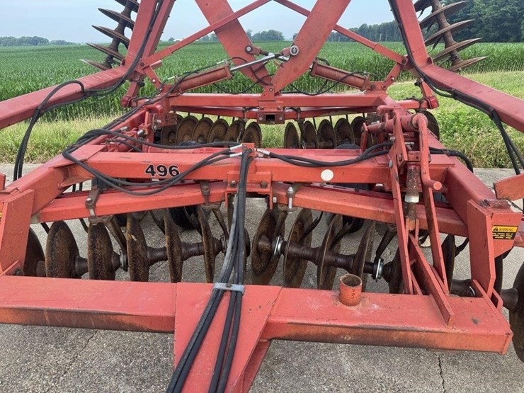 1990-case-ih-496-image-13