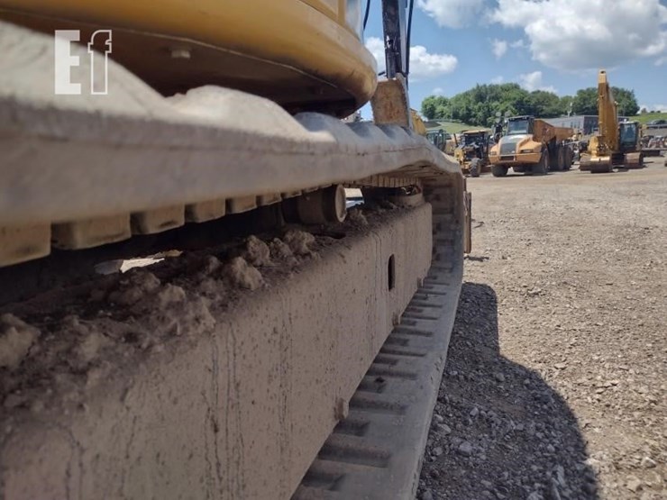 2017-deere-50g-image-37
