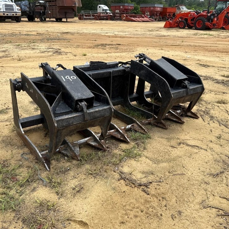 190 - DIRT DOG 72" GRAPPLE