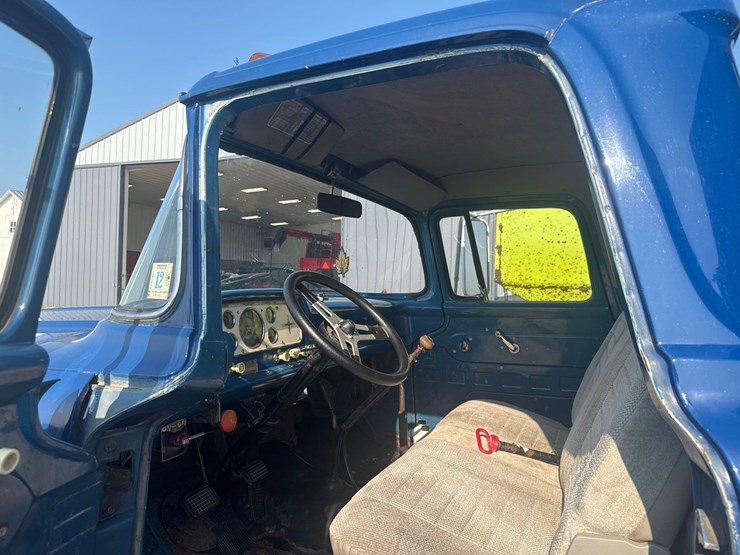 1960-ford-f600-image-22