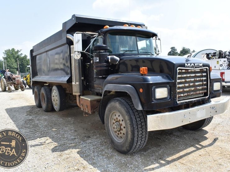 1996-mack-rd688s-image-27