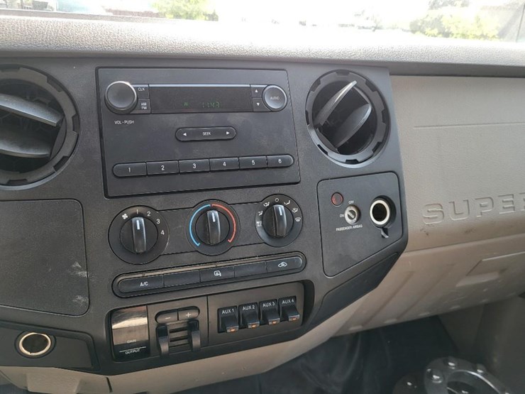 2008-ford-f250-xl-image-47