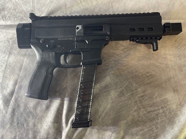 #4388-•-utas-ut-9-machine-9mm-luger-pistol,-sn:-ut-24a005074-image-3