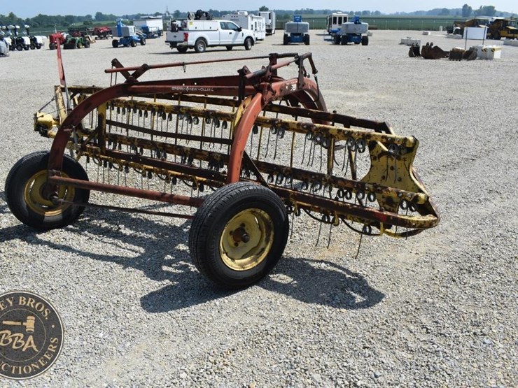new-holland-258-image-5
