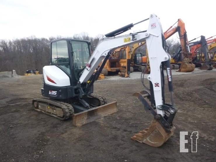 2021-bobcat-e35-image-48