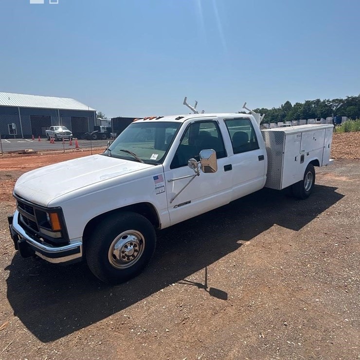 1999 CHEVROLET 3500
