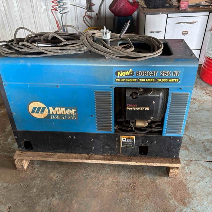 Bobcat Miller 250NT Welder/Generator
