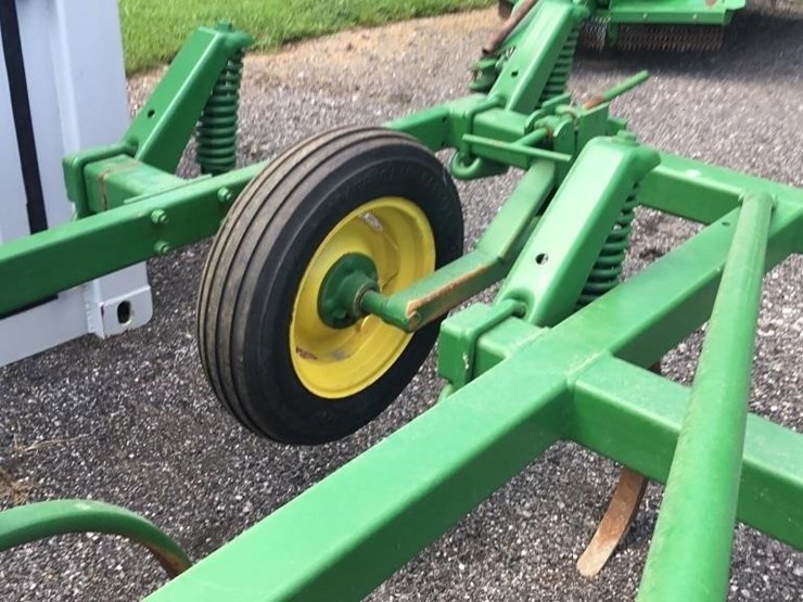 john-deere-1610-image-5