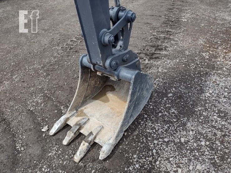 2011-terex-tc29-image-18