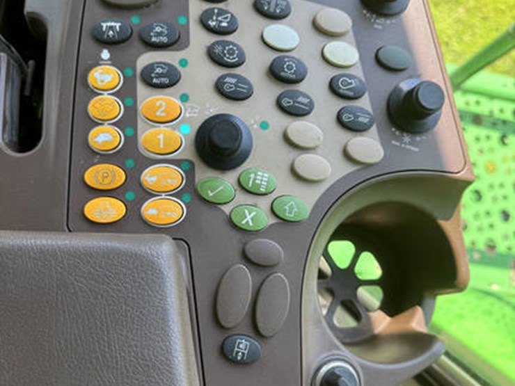 2010-john-deere-2010-image-108