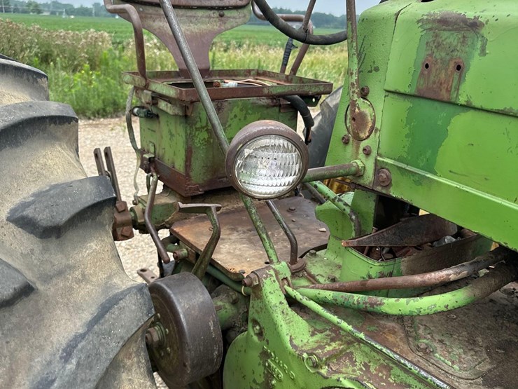 john-deere-70-image-12