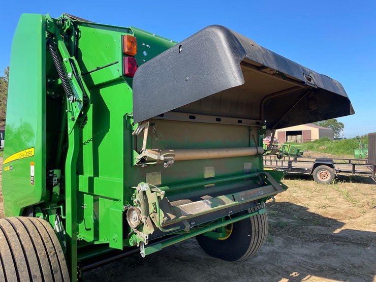 2023-john-deere-560m-image-28