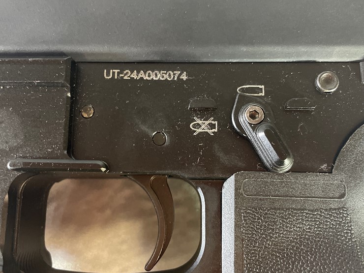 #4388-•-utas-ut-9-machine-9mm-luger-pistol,-sn:-ut-24a005074-image-16