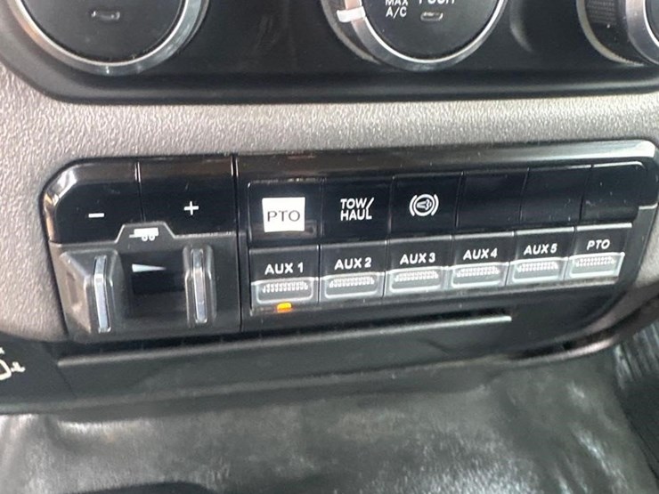2020-ram-5500-hd-image-18