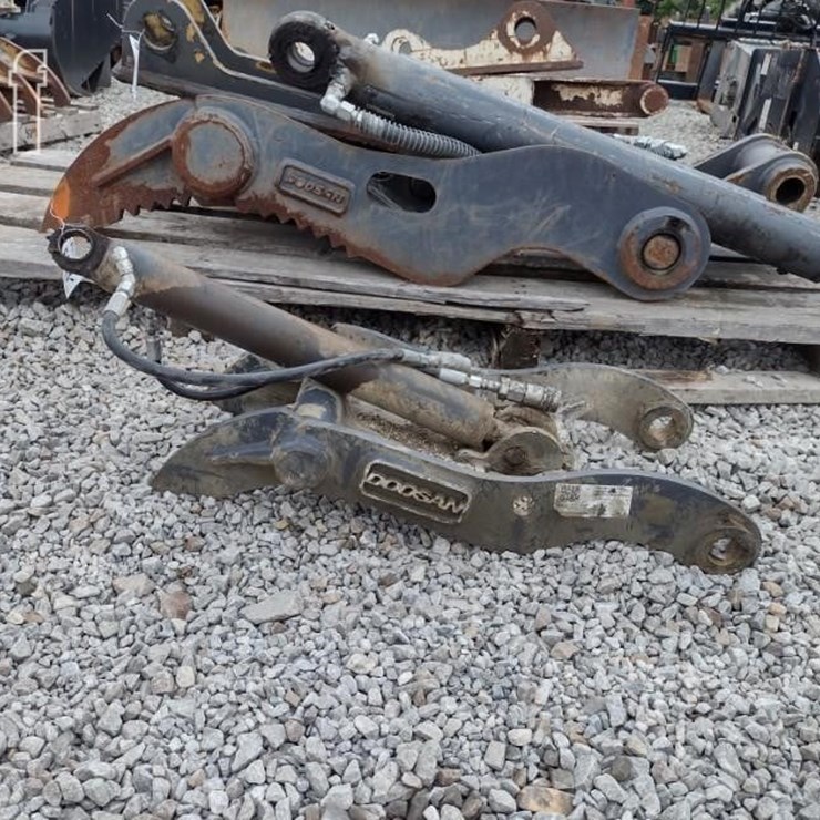 DOOSAN HT-6M2T THUMB