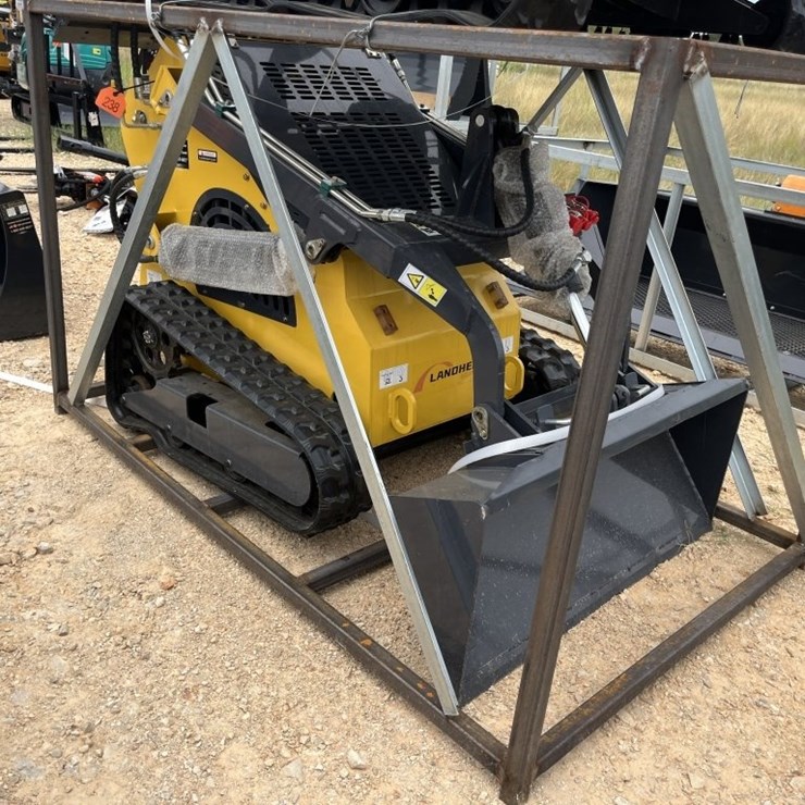 Land Hero Mini Skid Steer